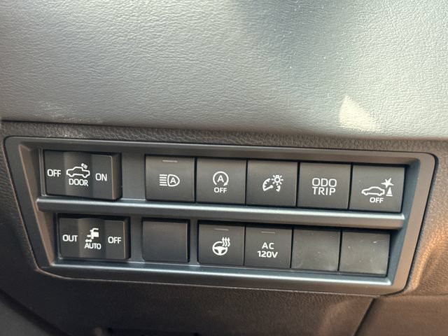 Used 2026 Toyota Tundra Platinum w/ TRD Off-Road Package AWD/4WD image 26