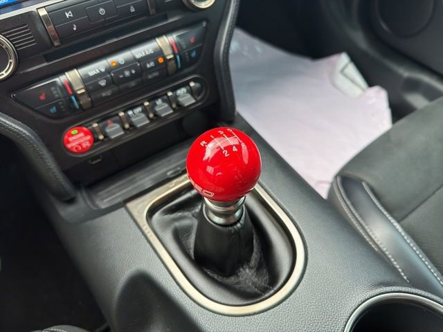 Used 2016 Ford Mustang Shelby GT350 w/ Technology Package image 36