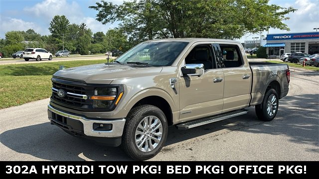 New 2025 Ford F150 XLT w/ Equipment Group 302A MID image 36