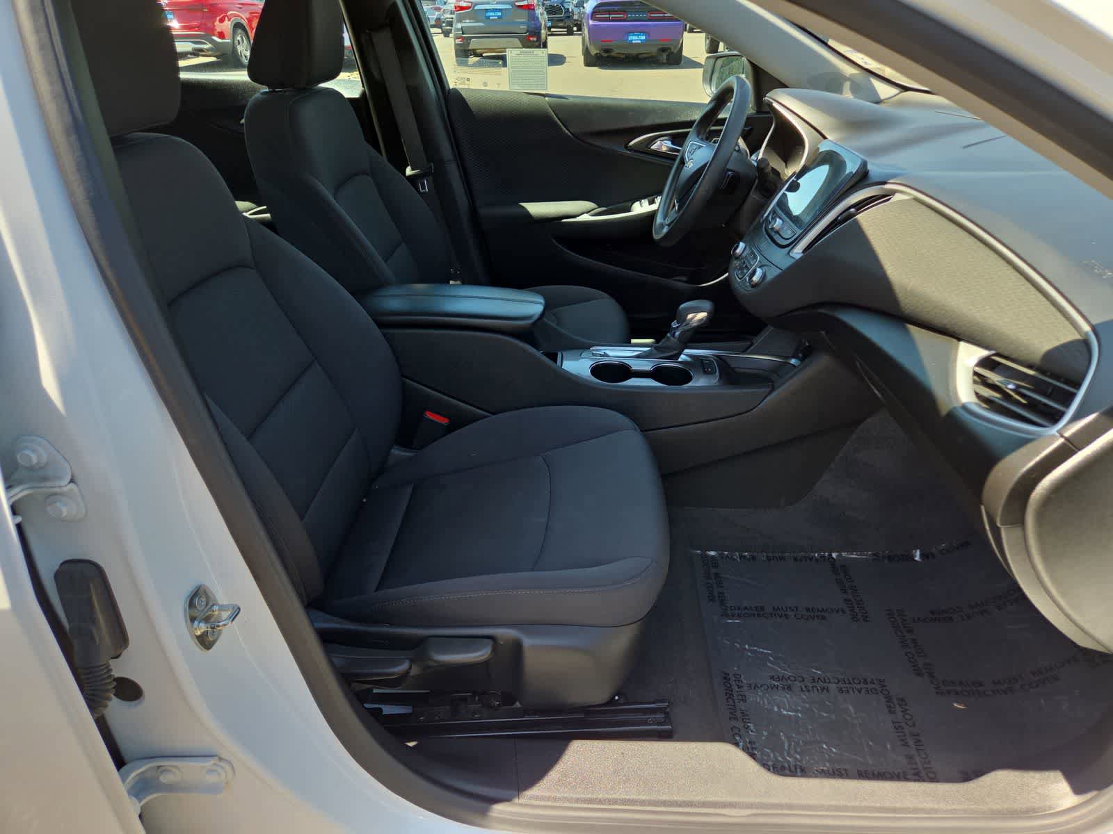 Used 2024 Chevrolet Malibu LT FWD image 22