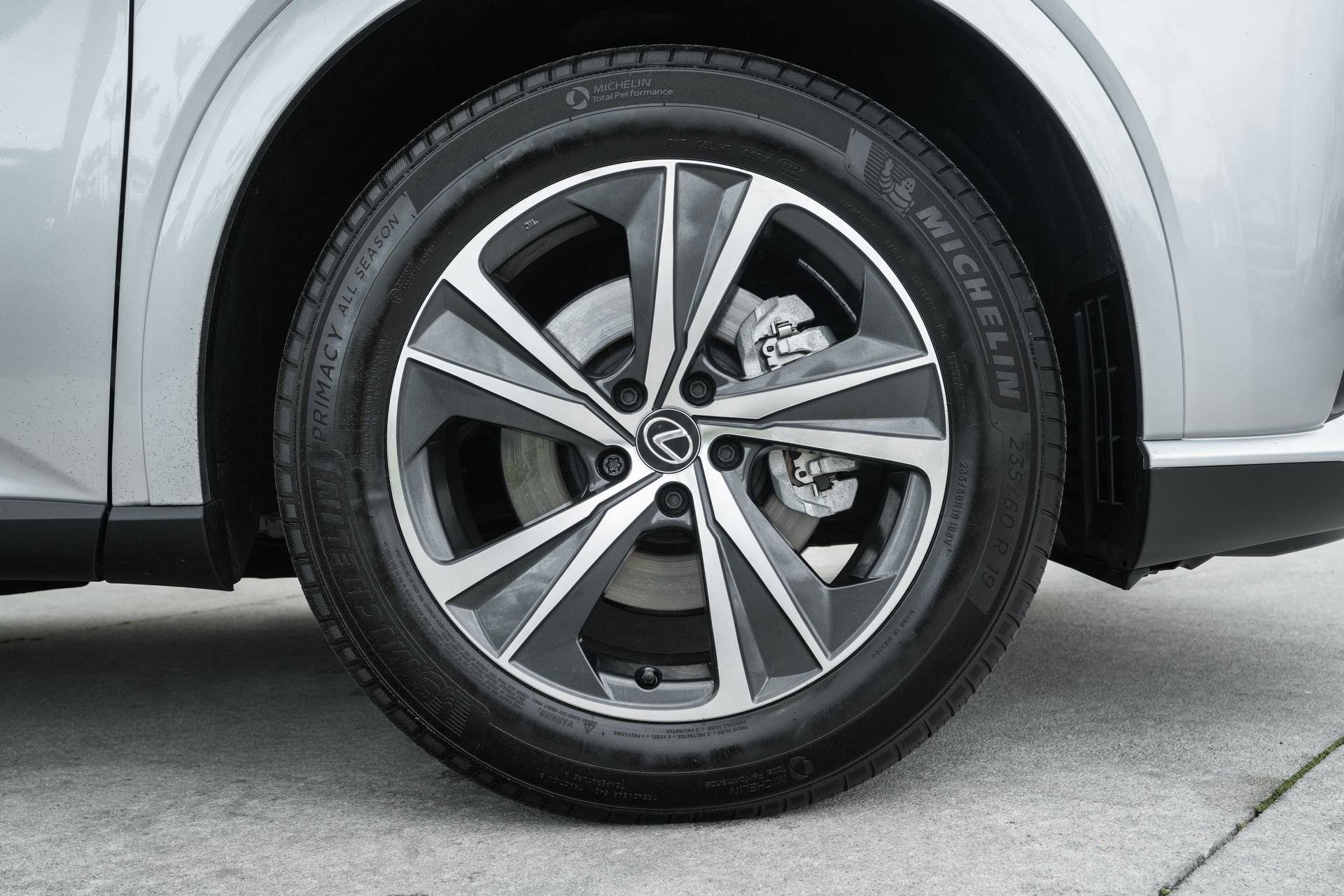 Used 2024 Lexus RX 350 FWD w/ Technology Package image 28