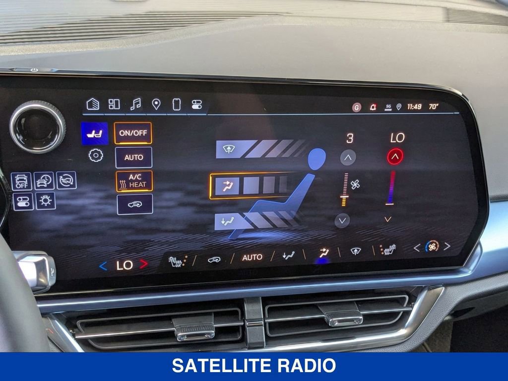 New 2025 Chevrolet Equinox EV LT AWD/4WD image 23