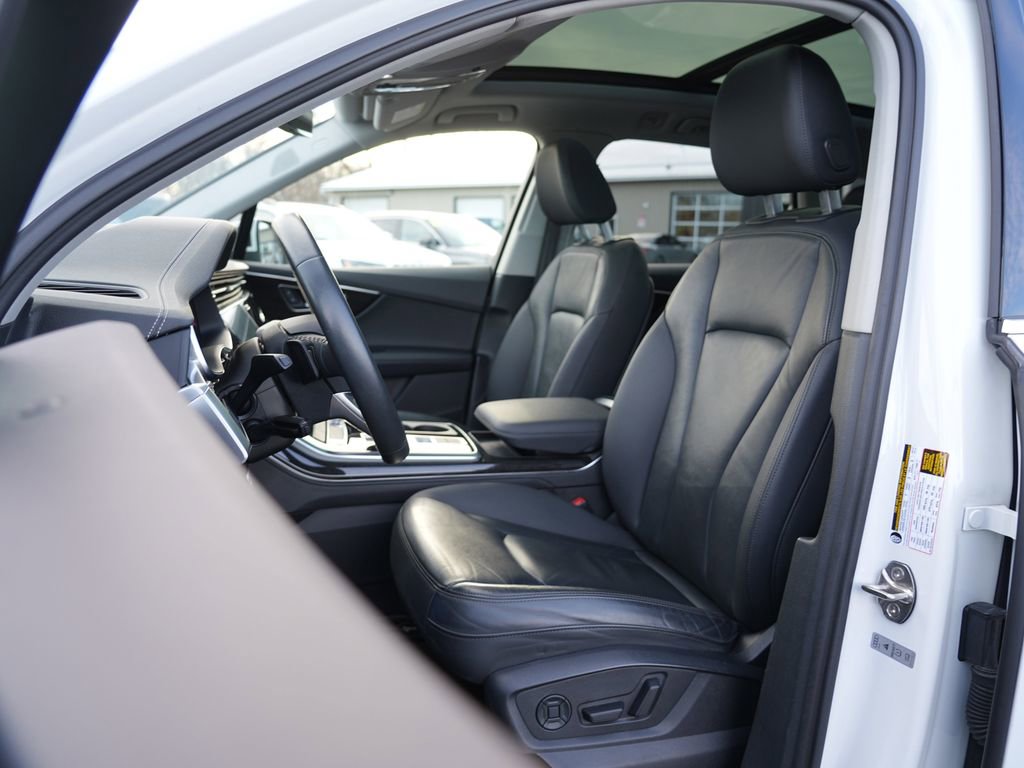 Used 2024 Audi Q7 3.0T Premium Plus image 15