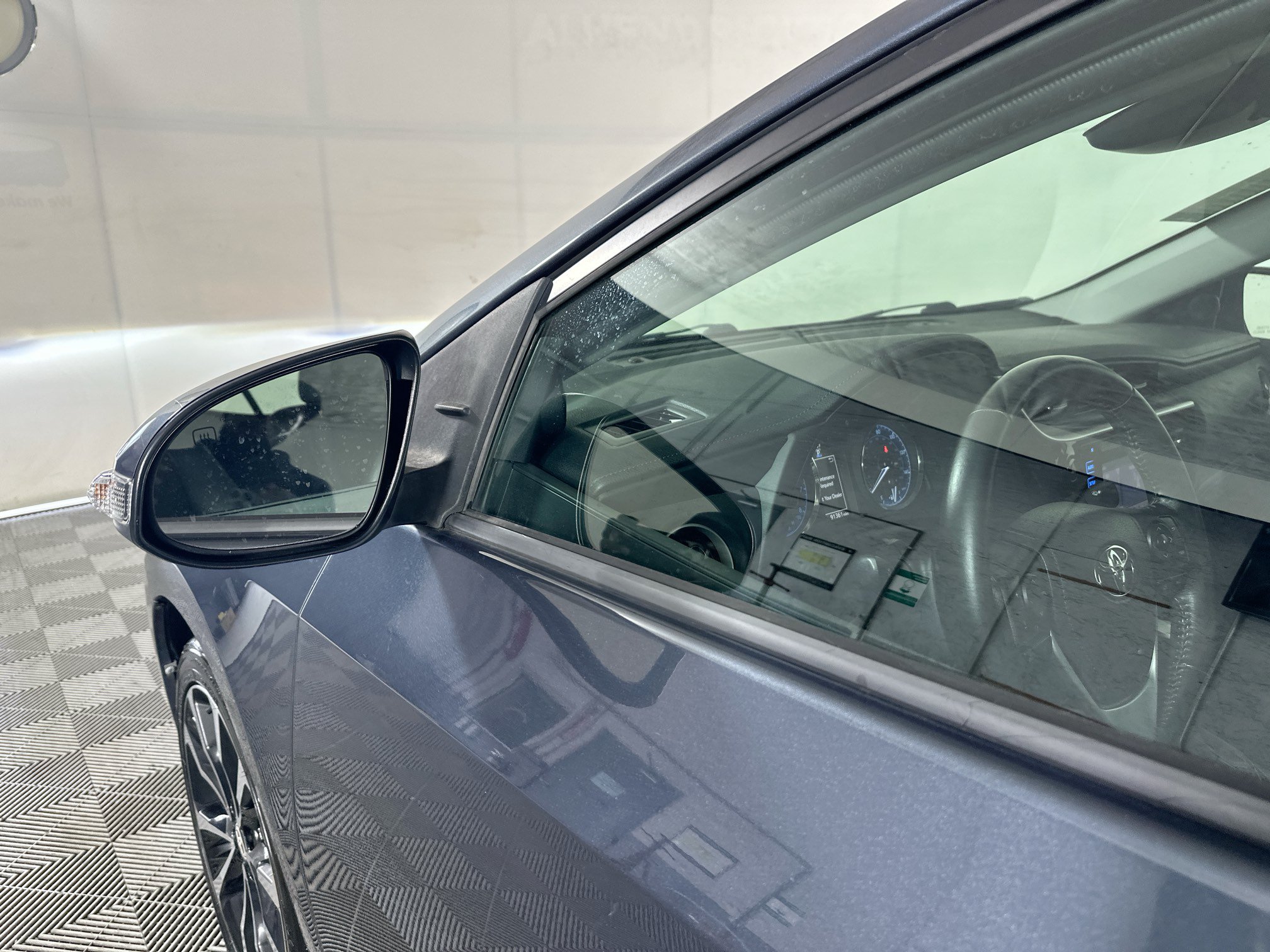 Used 2017 Toyota Corolla SE FWD image 10