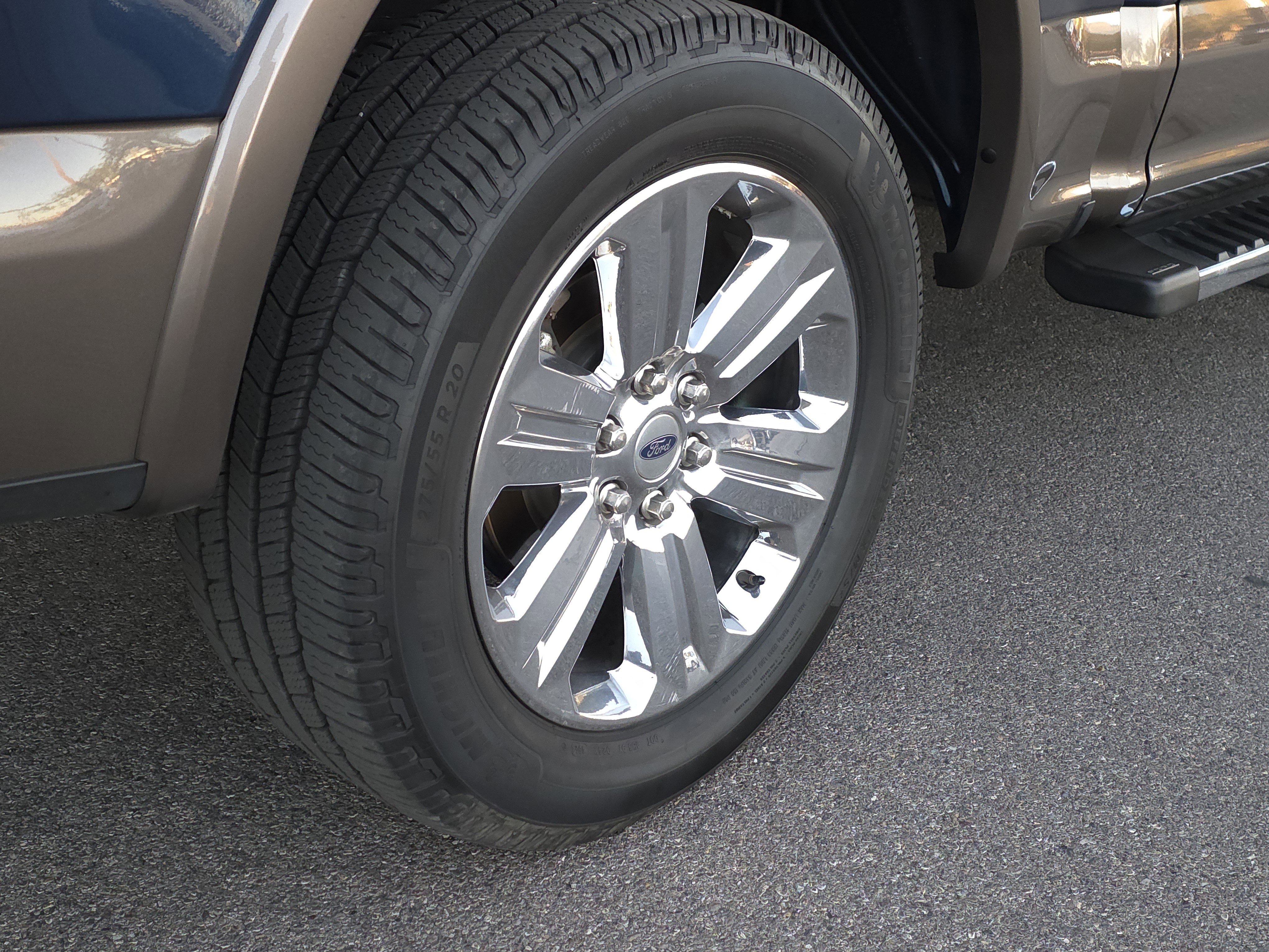 Used 2020 Ford F150 Lariat image 3