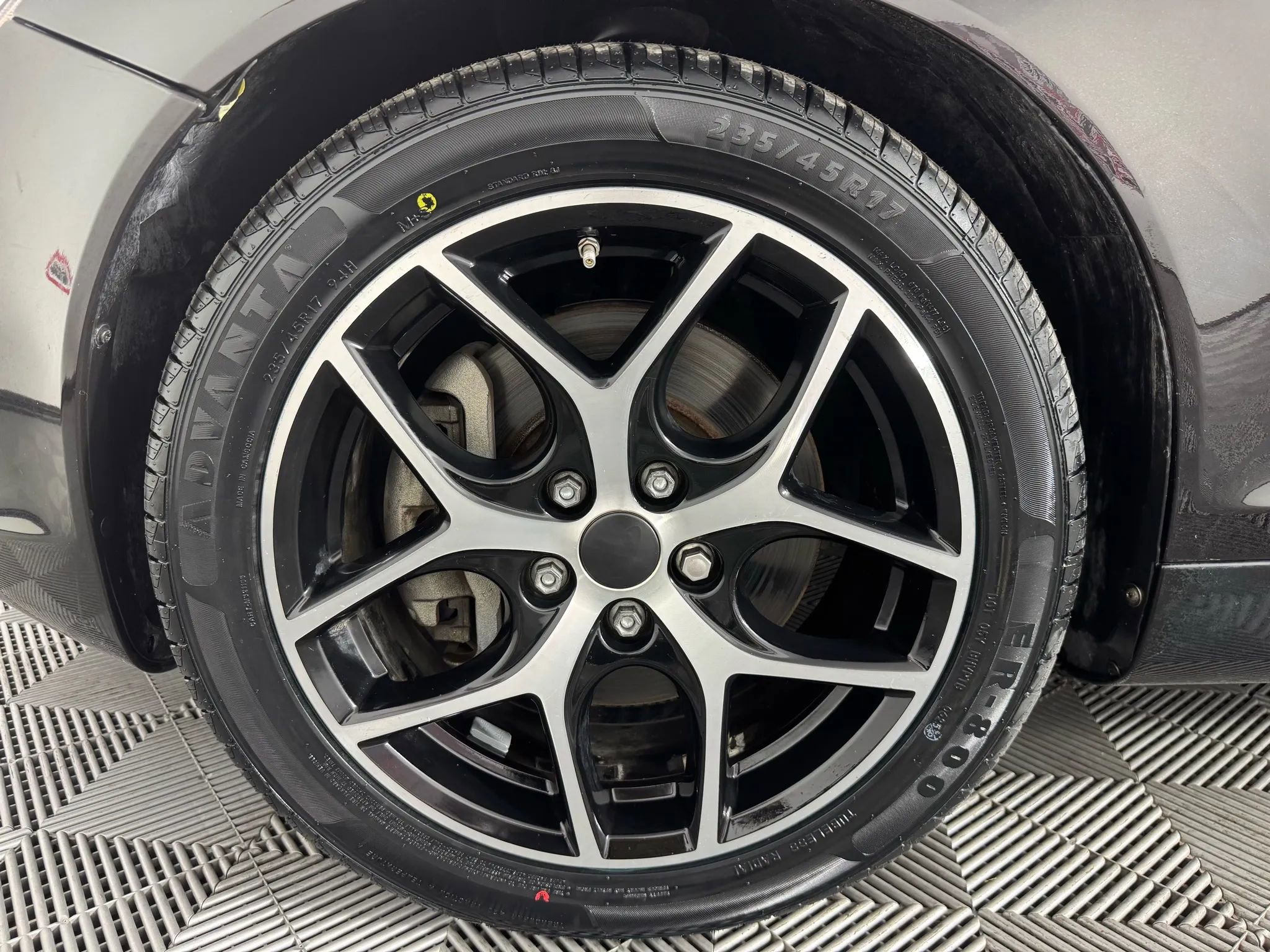 Used 2013 Volvo C70 T5 image 38