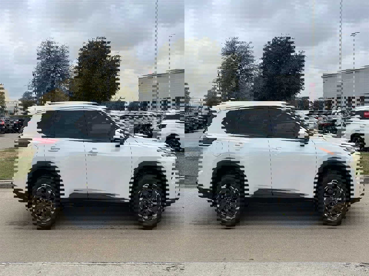 New 2026 Nissan Rogue SV image 3