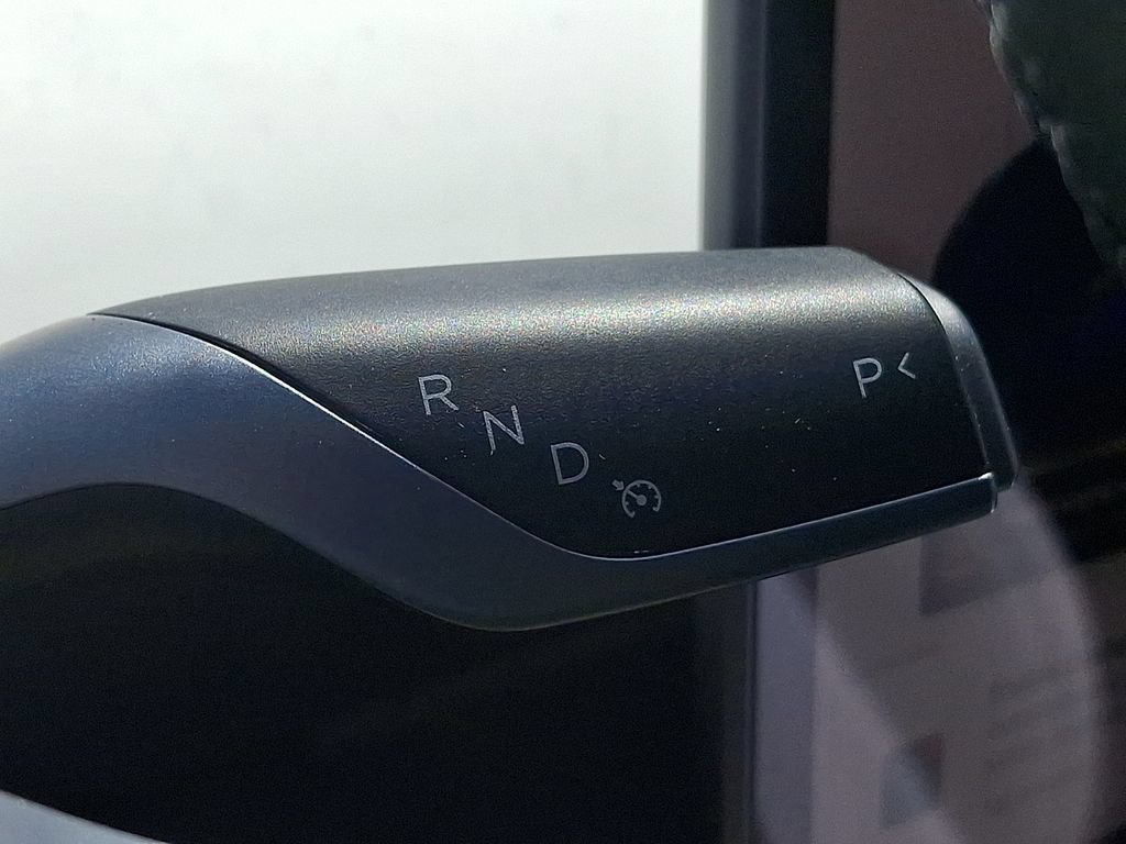 Used 2022 Tesla Model Y Long Range AWD/4WD image 15
