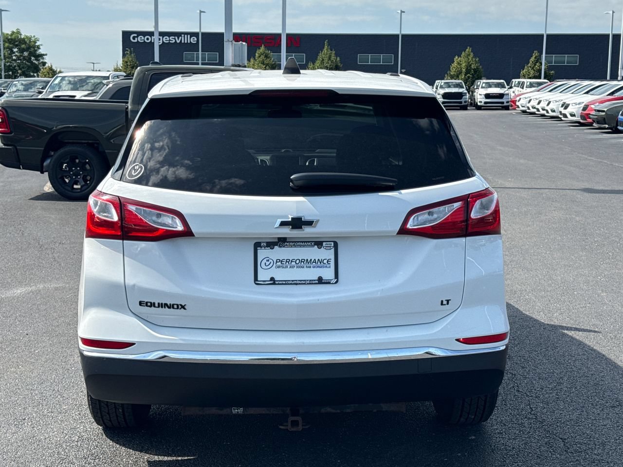 Used 2019 Chevrolet Equinox LT w/ LPO, Blackout Package FWD image 4
