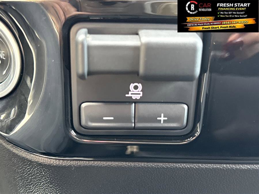 Used 2024 Chevrolet Silverado 2500 LT AWD/4WD image 49