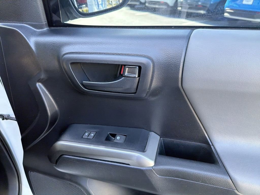 Used 2020 Toyota Tacoma SR5 image 42
