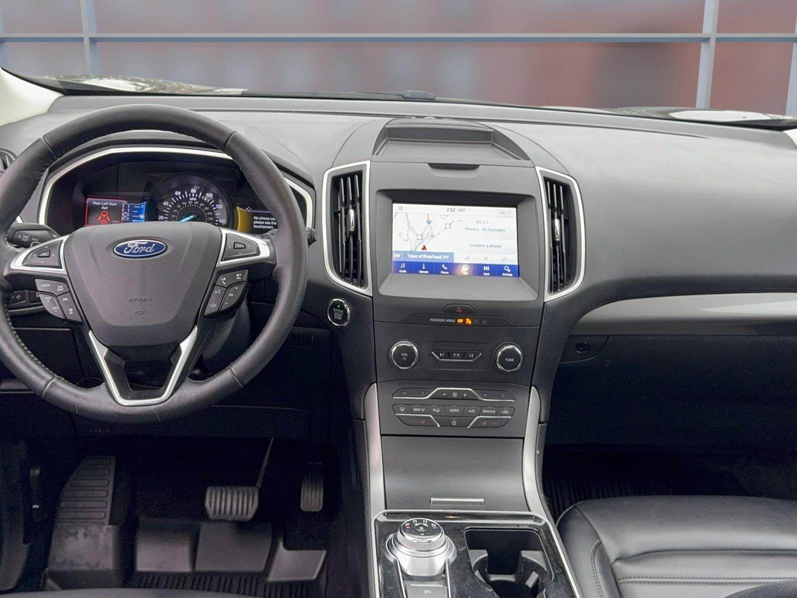 Used 2020 Ford Edge SEL w/ Convenience Package image 11