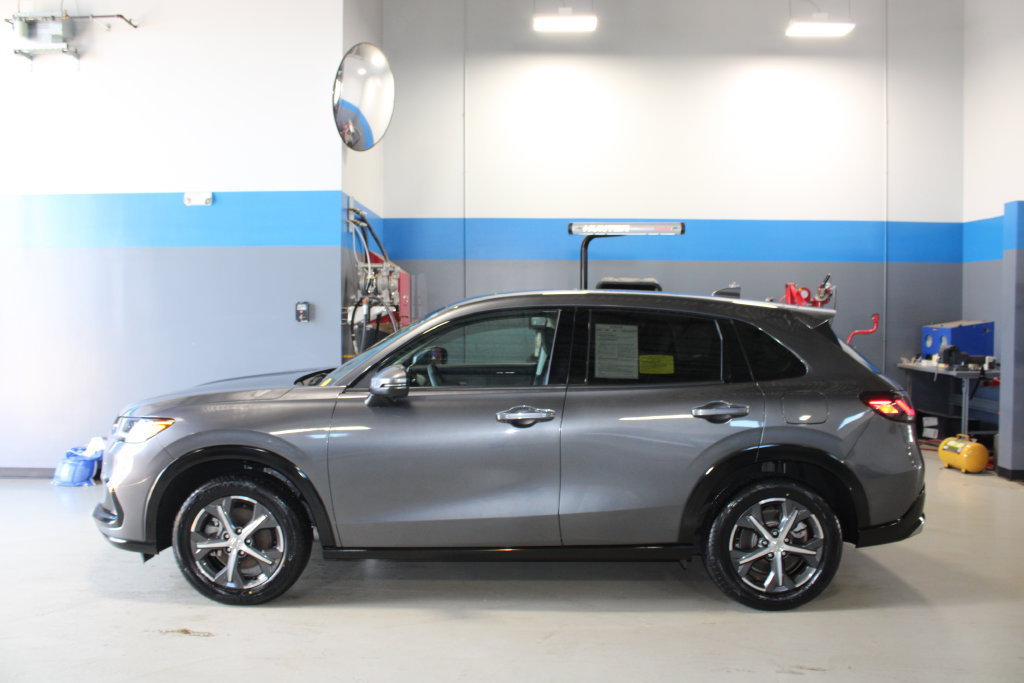 Used 2024 Honda HR-V EX-L image 9