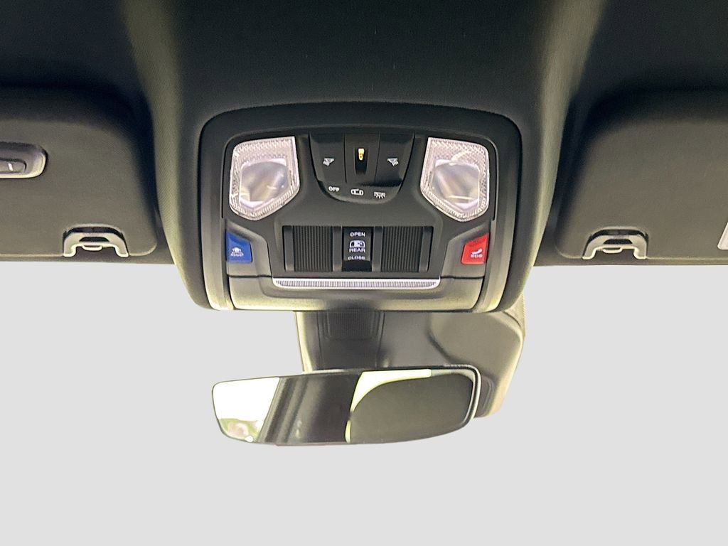 New 2026 RAM 1500 4x4 Crew Cab image 23