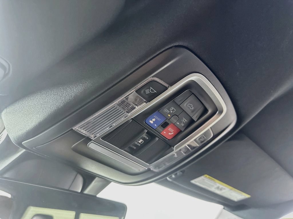 Used 2022 RAM 1500 Limited w/ Body-Colour Bumper Group AWD/4WD image 35