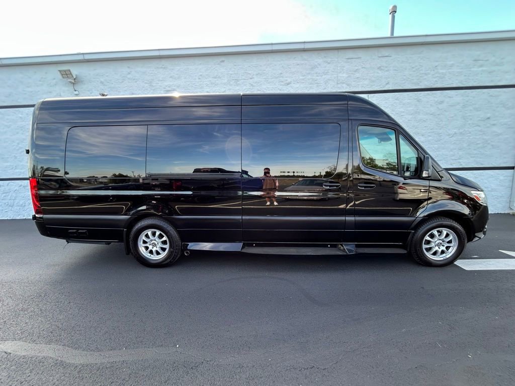 Used 2020 Mercedes-Benz Sprinter 3500 image 5