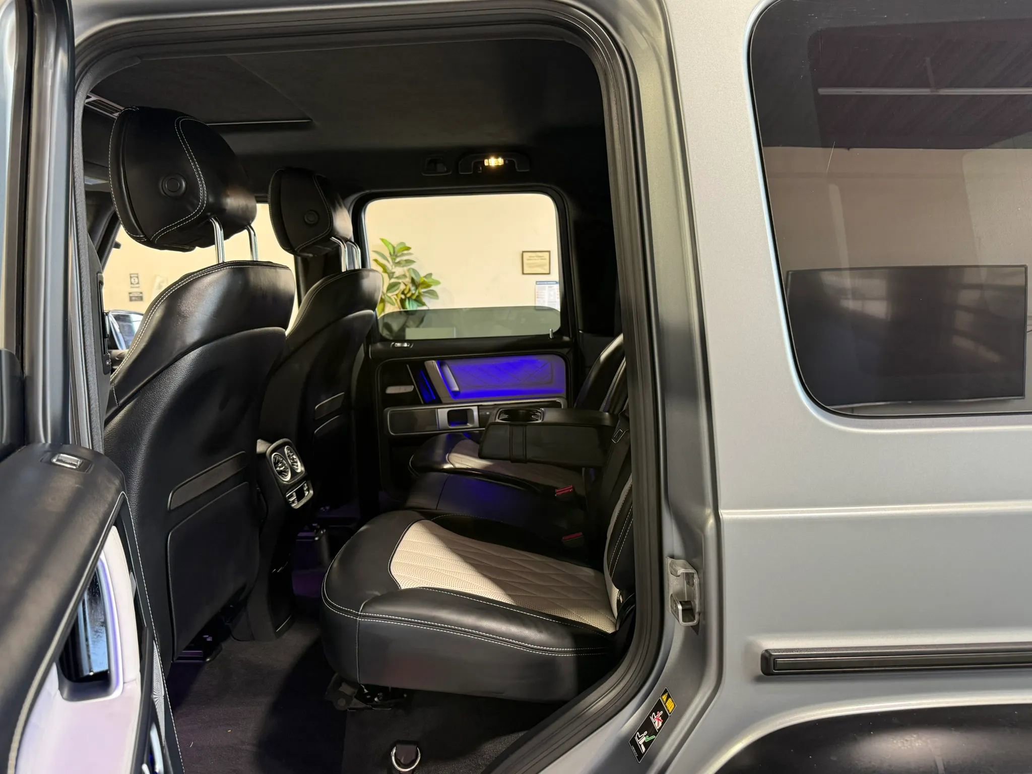 Used 2023 Mercedes-Benz G 63 AMG 4MATIC image 24