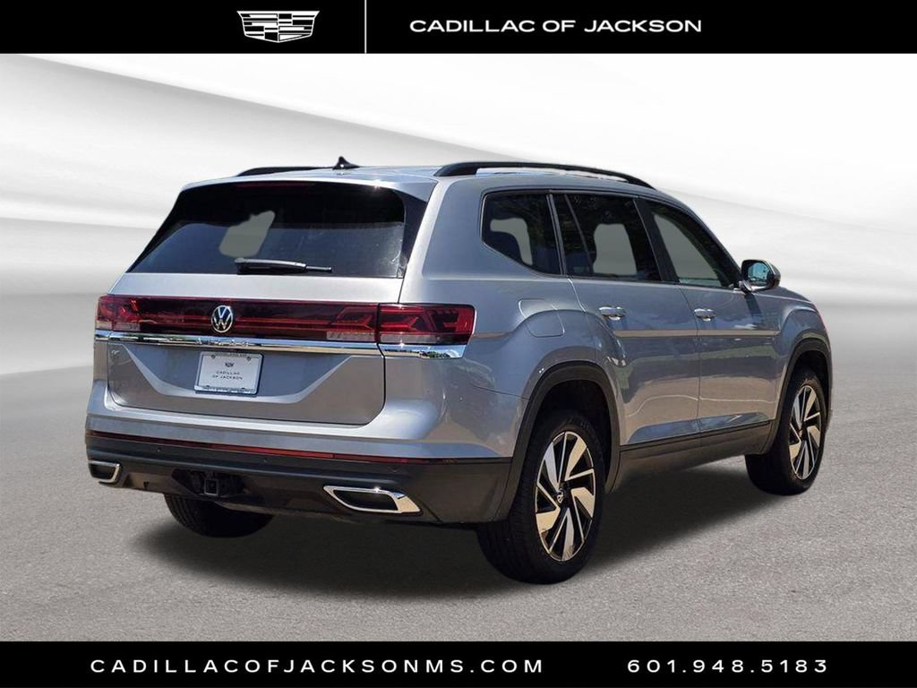 Used 2025 Volkswagen Atlas SE FWD image 4