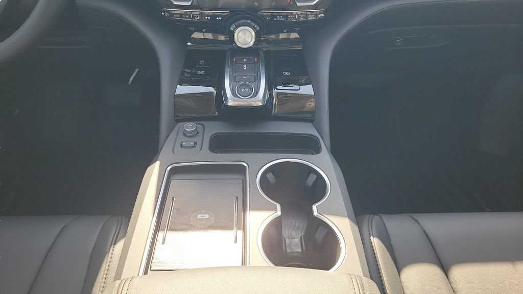 New 2026 Acura MDX SH-AWD image 14