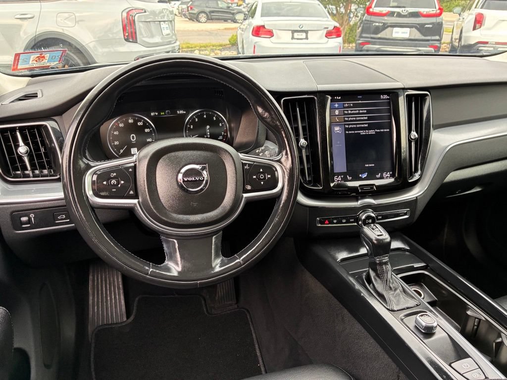 Used 2018 Volvo XC60 T5 Momentum w/ Vision Package AWD/4WD image 28