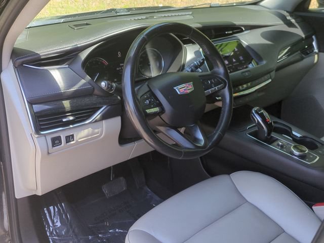 Used 2022 Cadillac XT4 Premium Luxury w/ Safety Alert Package AWD/4WD image 29