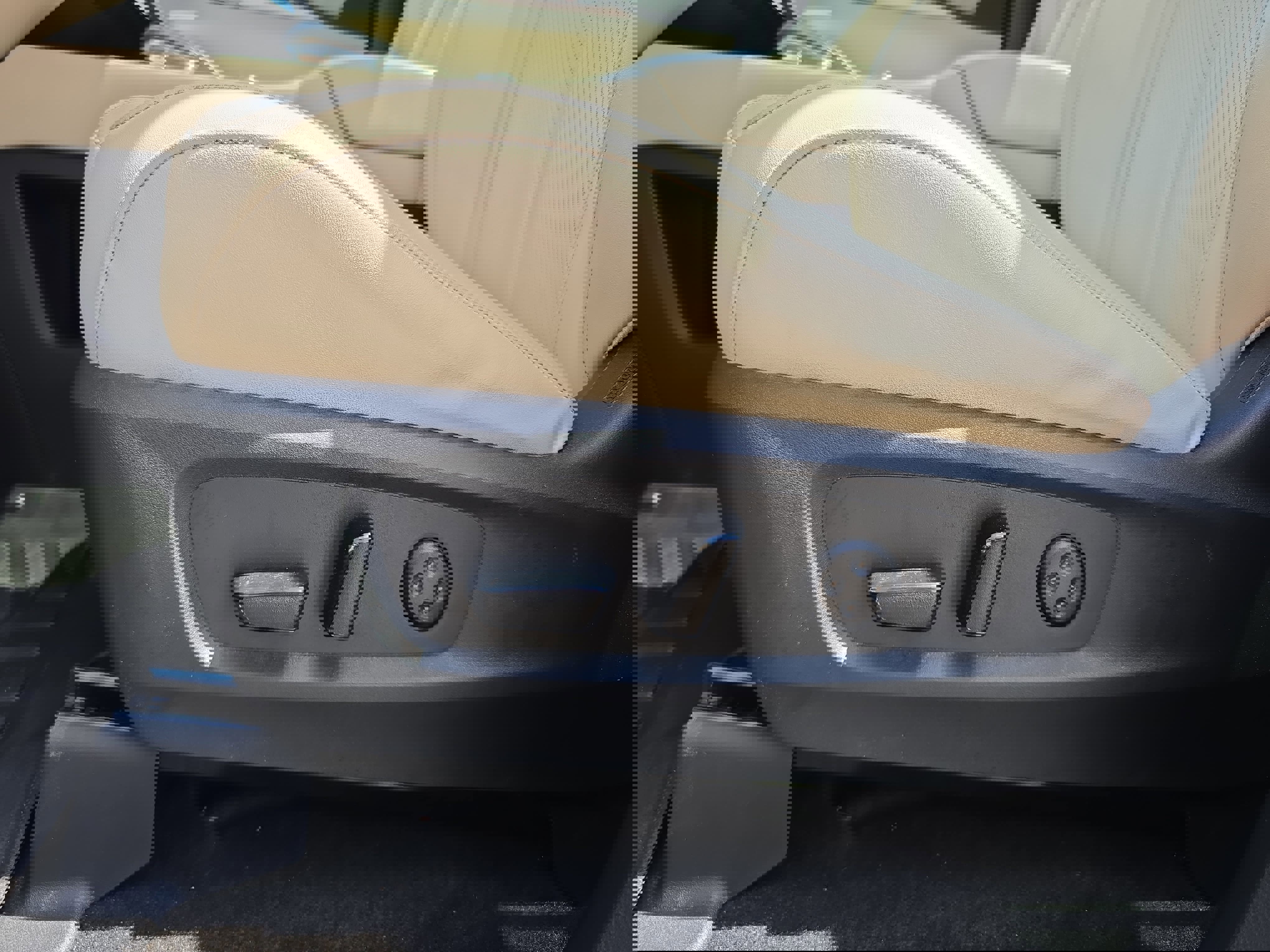 Used 2024 INFINITI QX60 Pure image 29