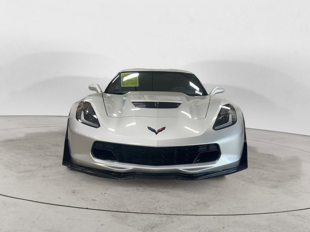 Used 2015 Chevrolet Corvette Z06 w/ 3LZ Preferred Equipment Group RWD image 8
