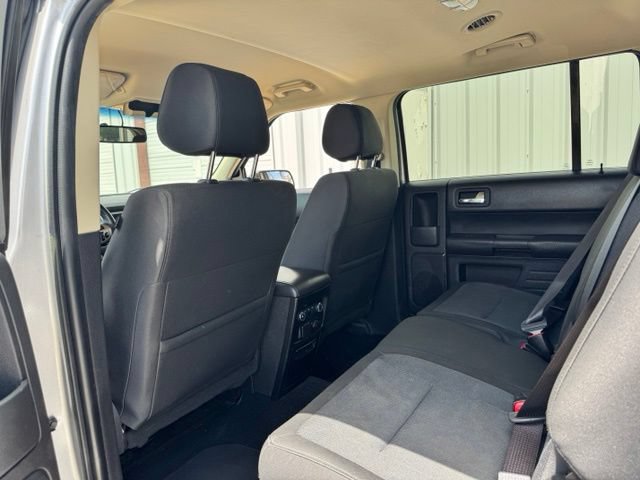 Used 2019 Ford Flex SE FWD image 22