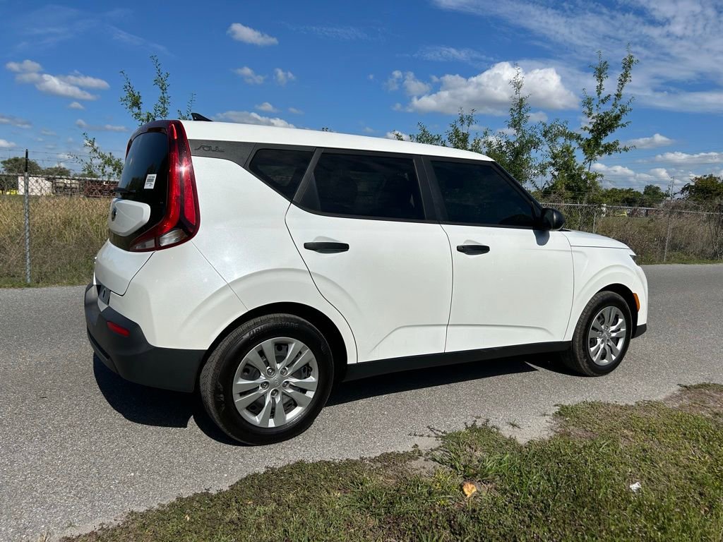 Used 2020 Kia Soul LX image 5