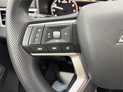 New 2026 Mitsubishi Outlander ES image 33