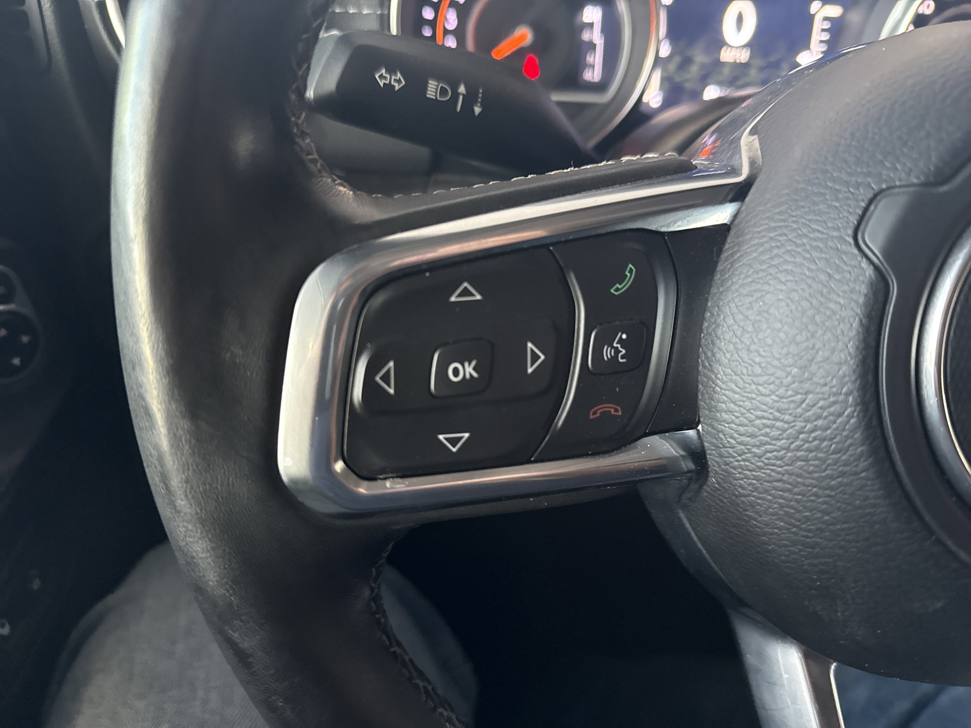 Used 2020 Jeep Gladiator Overland image 26