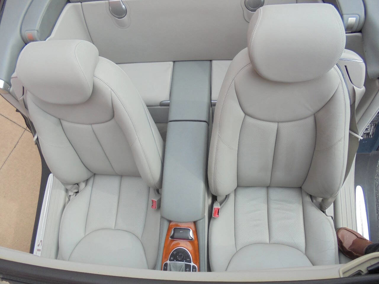 Used 2004 Mercedes-Benz SL 500 w/ Trim Pkg image 13