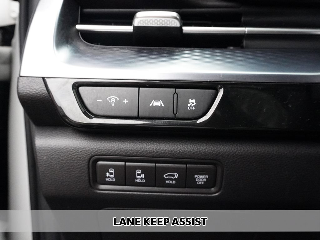 Used 2023 Kia Carnival SX Prestige FWD image 9