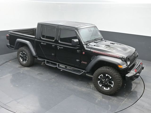 Used 2024 Jeep Gladiator Rubicon w/ Technology Group AWD/4WD image 36