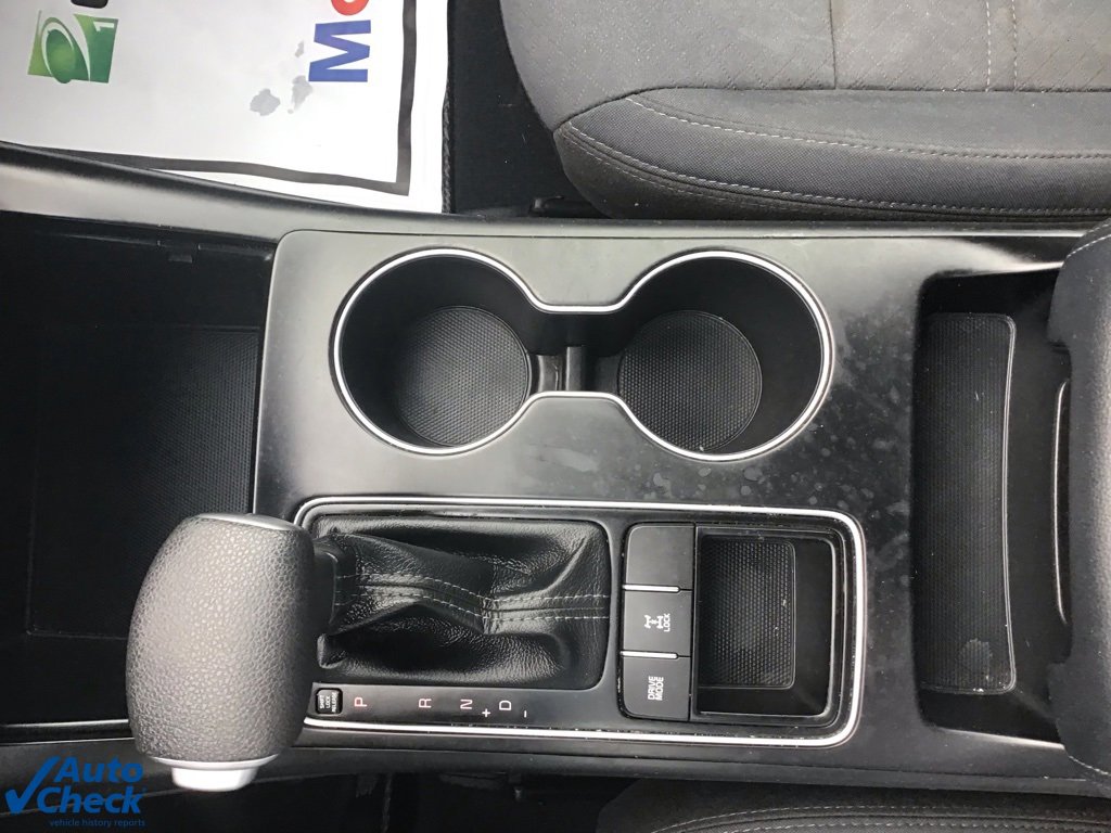 Used 2020 Kia Sorento LX image 39