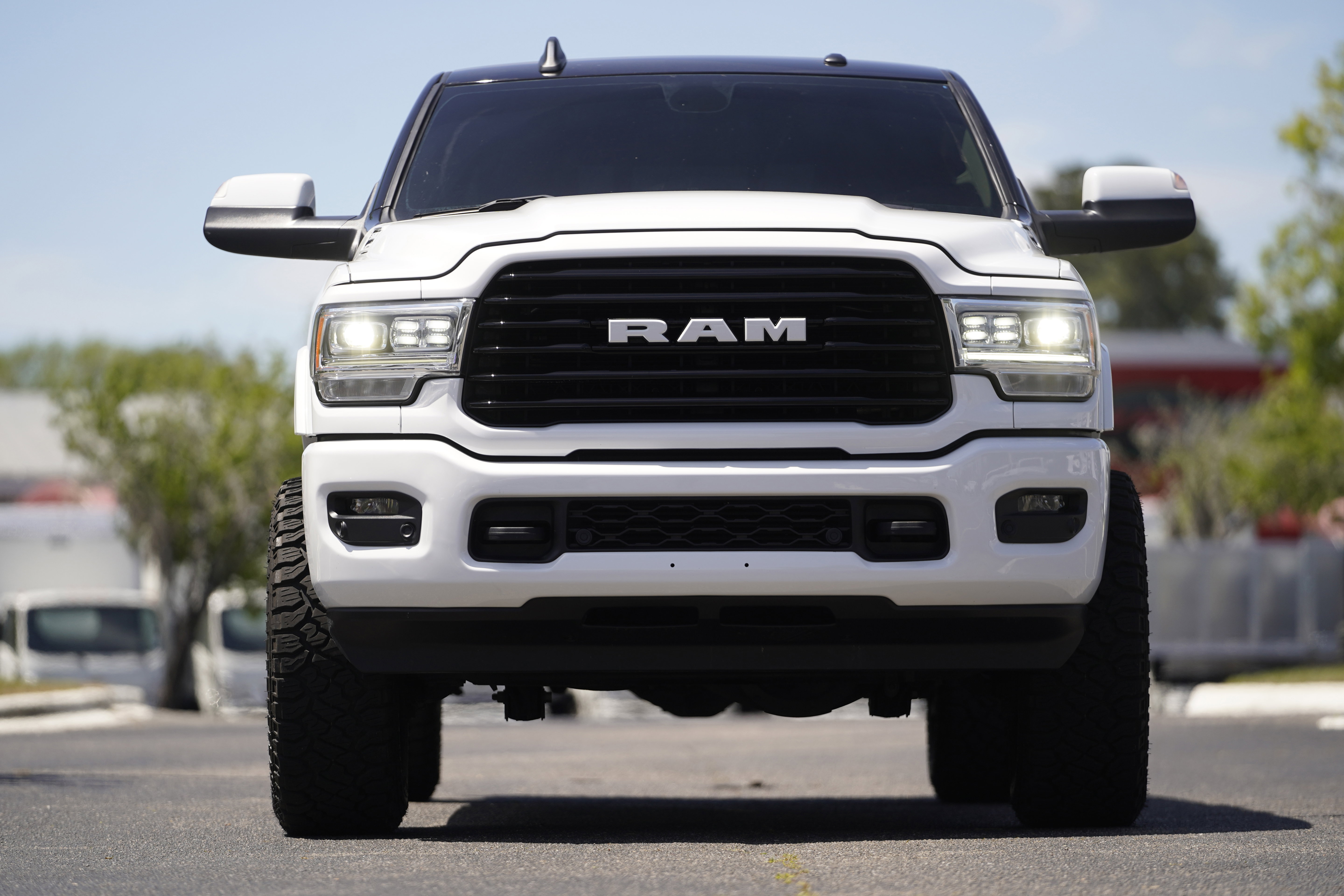 Used 2022 RAM 3500 Limited image 35