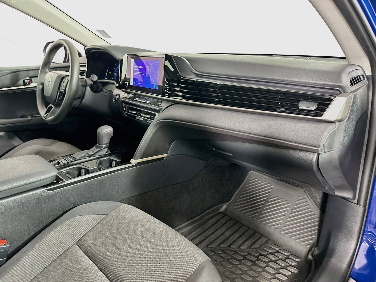Certified 2026 Toyota Camry LE w/ Preferred Package 2 (TMS) FWD image 28