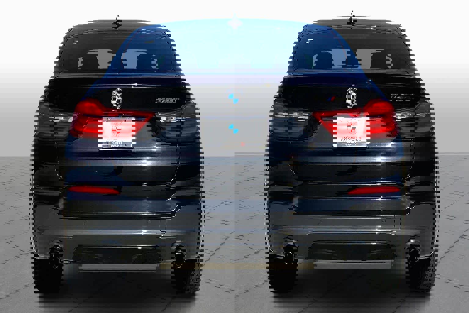 Used 2017 BMW X4 M40i image 5