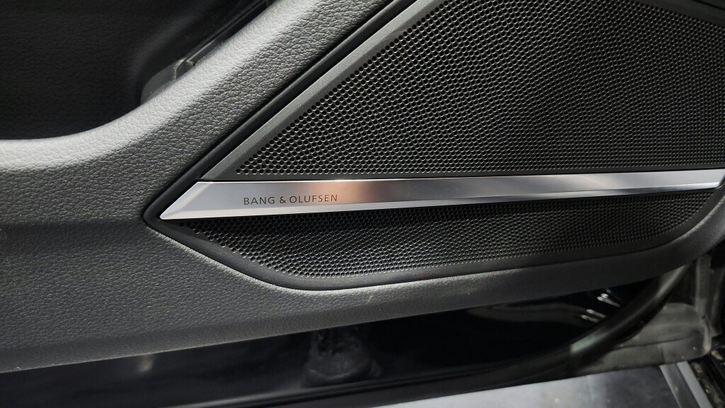 Used 2020 Audi S8 L w/ S8 Executive Package AWD/4WD image 36