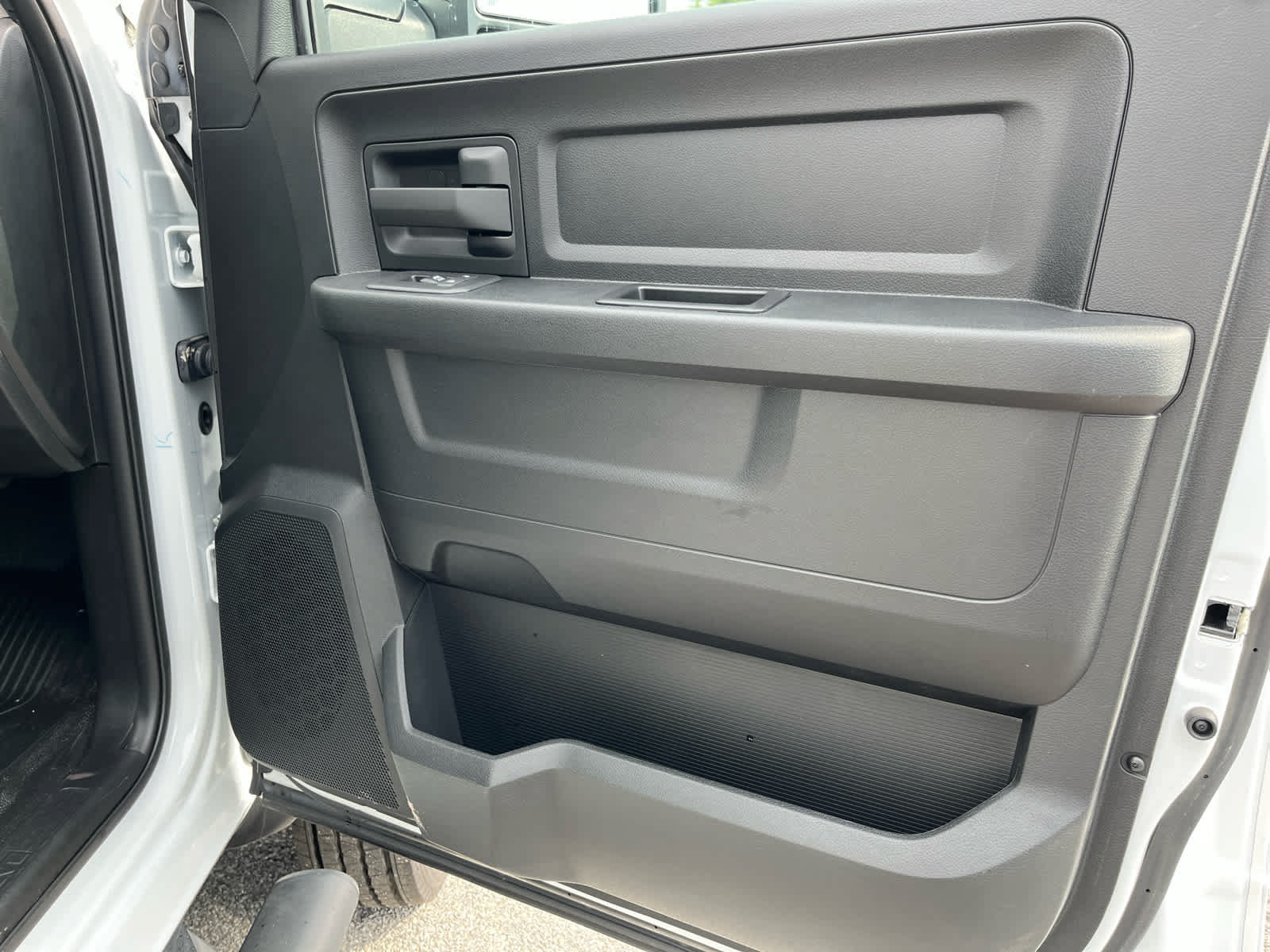 New 2026 RAM 4500 Tradesman w/ Chrome Appearance Group AWD/4WD image 33