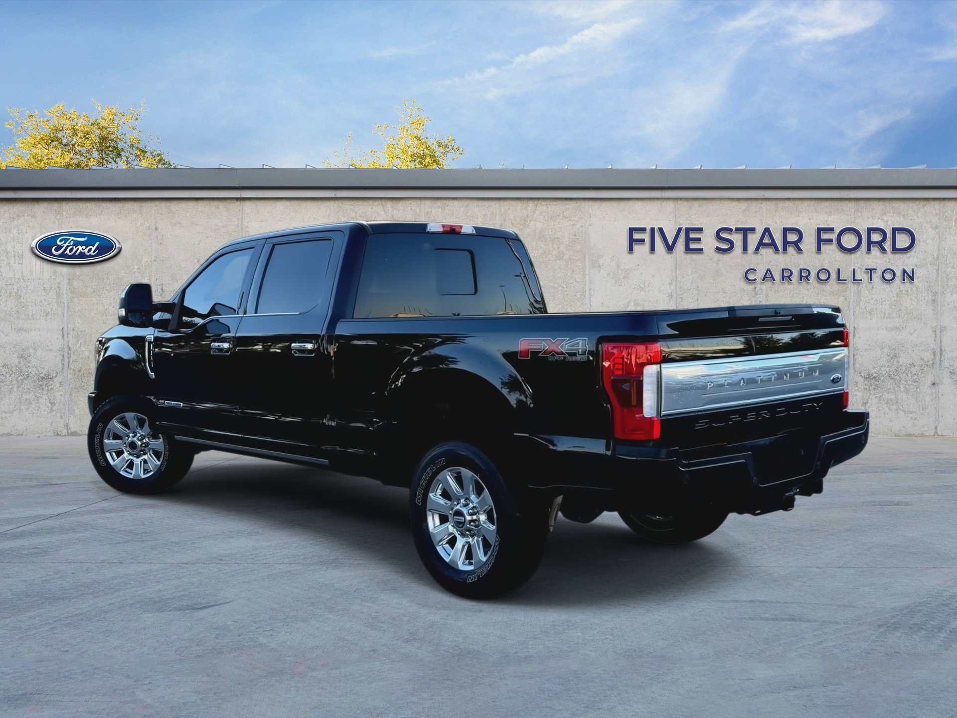 Certified 2017 Ford F250 Platinum w/ FX4 Off-Road Package AWD/4WD image 6