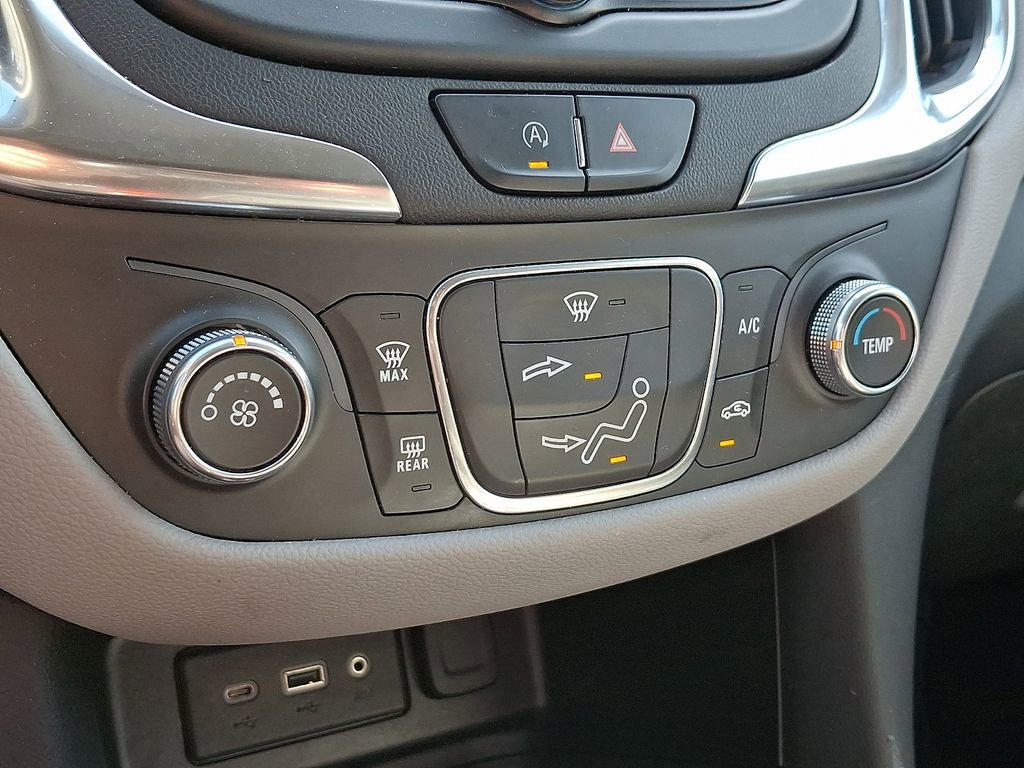 Used 2022 Chevrolet Equinox LS AWD/4WD image 14