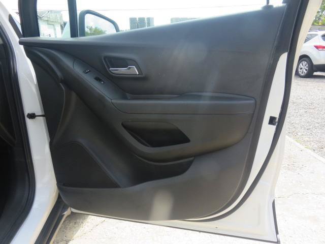 Used 2019 Chevrolet Trax LS FWD image 19