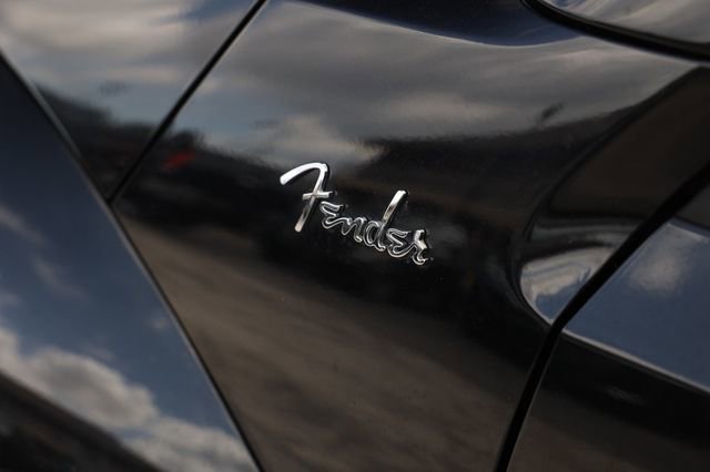 Used 2013 Volkswagen Beetle 2.5 Fender FWD image 29