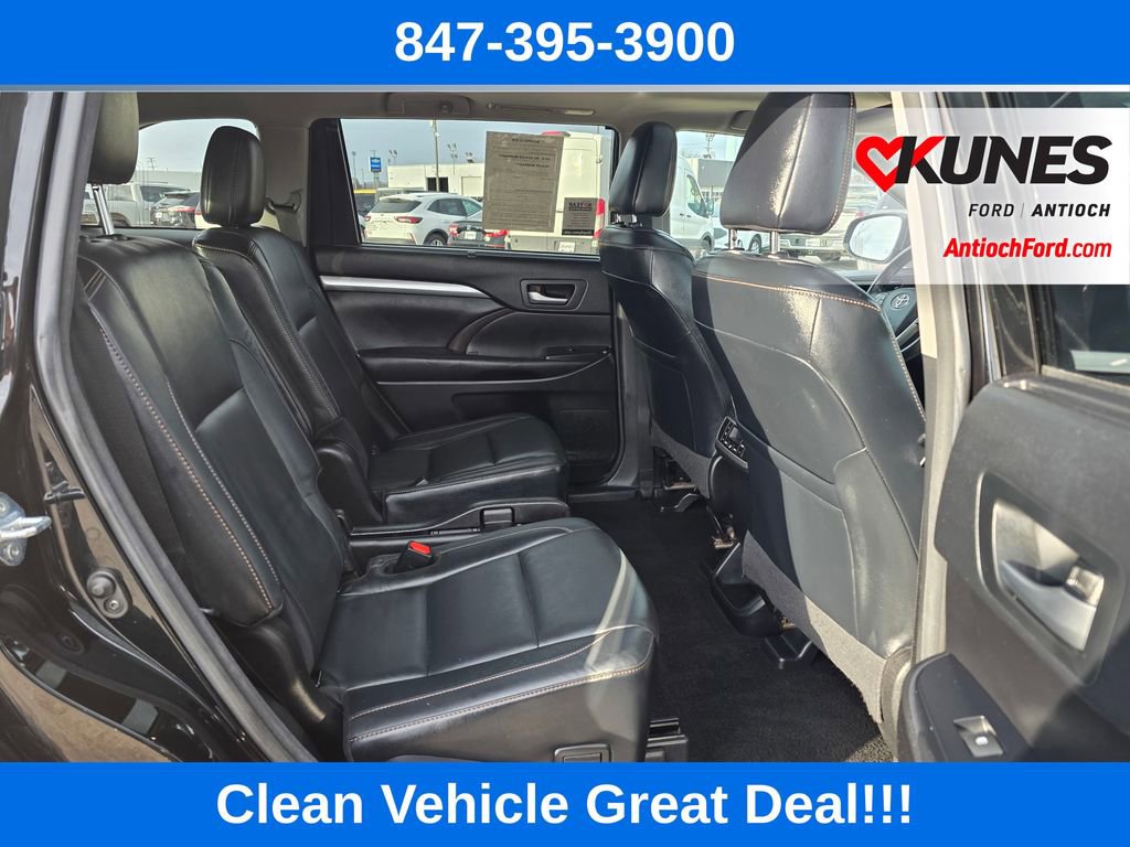 Used 2018 Toyota Highlander XLE image 32