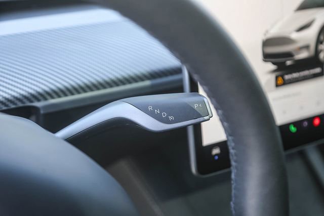 Used 2023 Tesla Model Y Long Range image 19