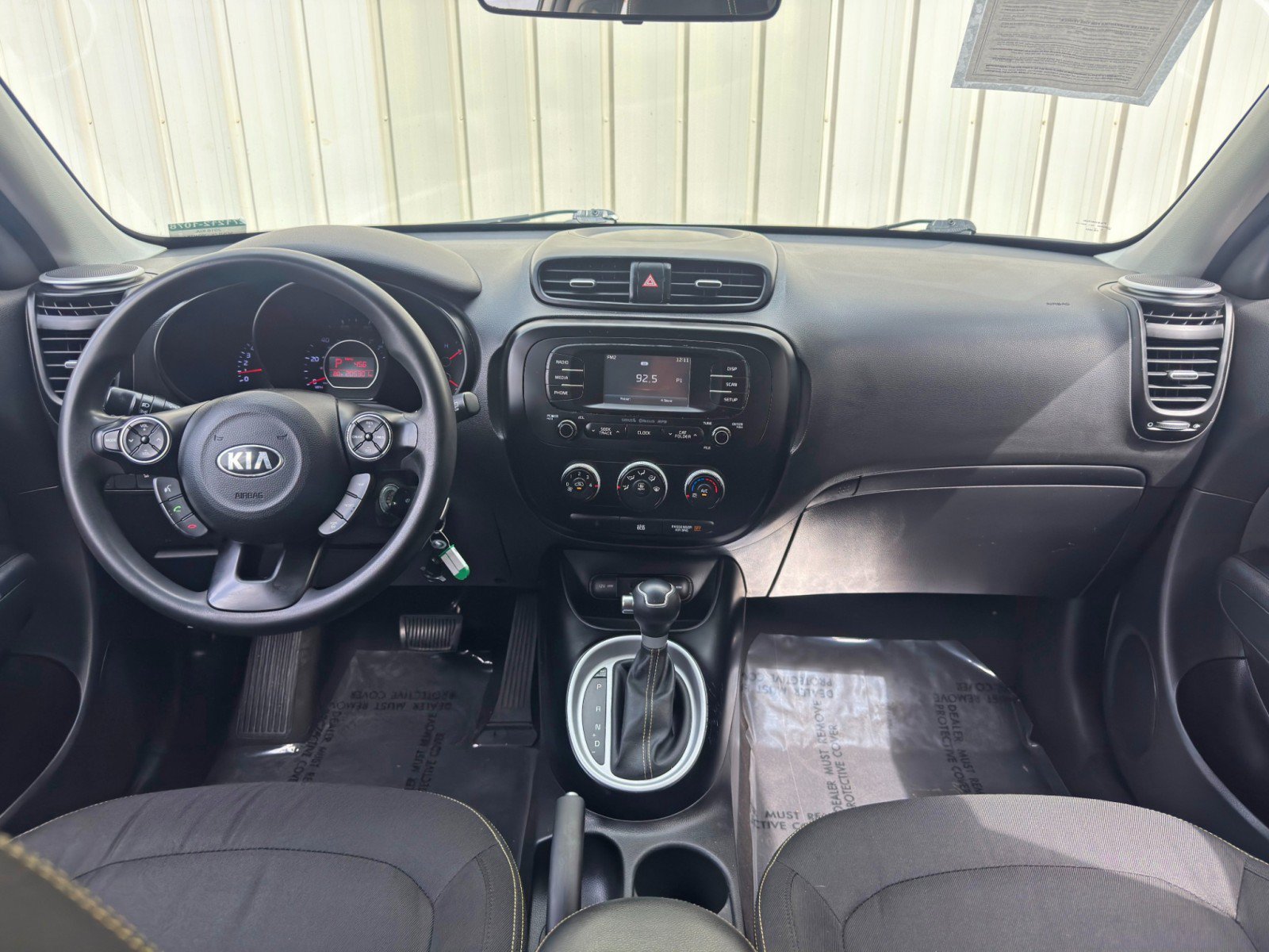 Used 2016 Kia Soul + FWD image 11
