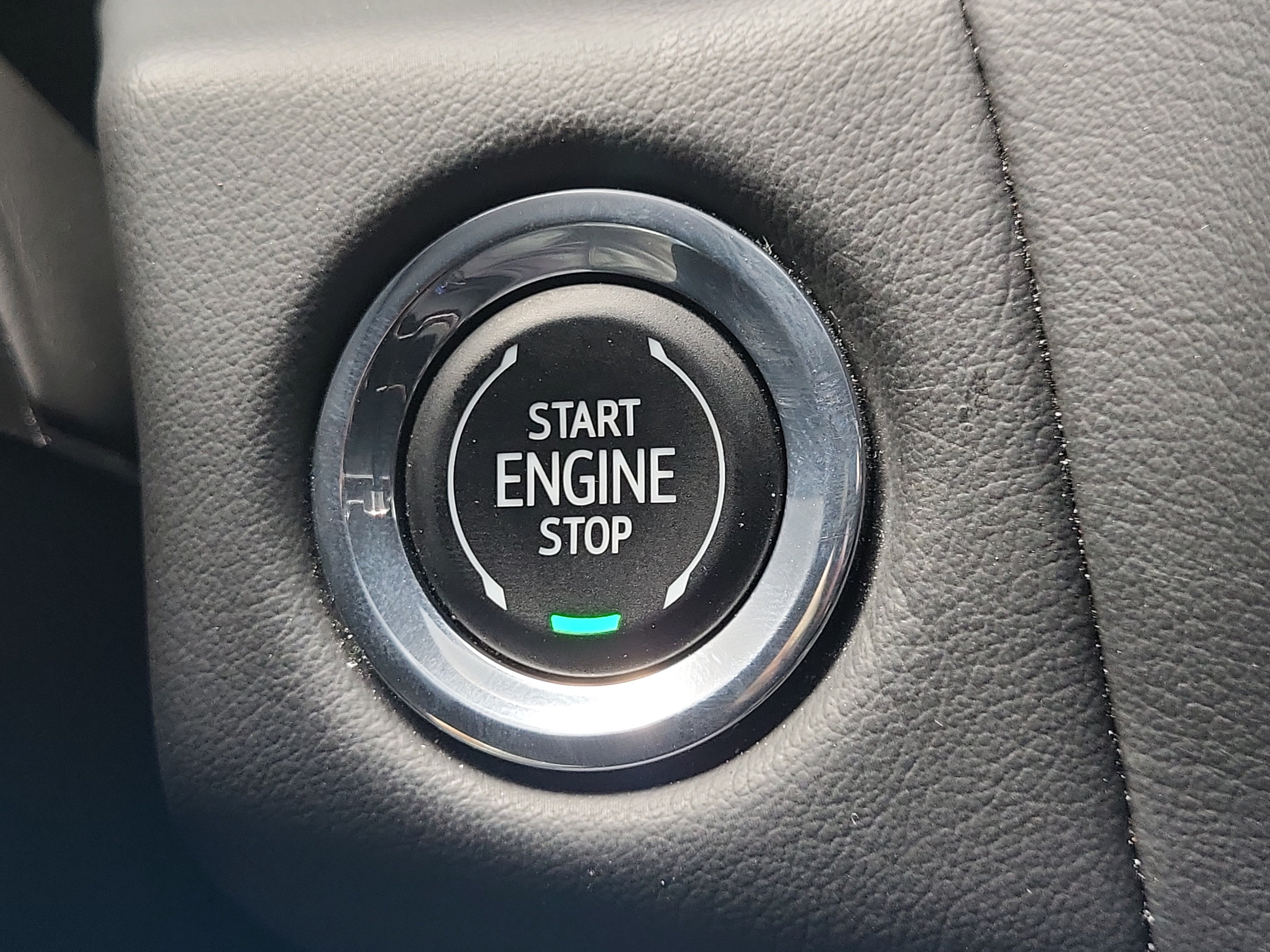 Used 2023 Chevrolet Tahoe Premier AWD/4WD image 30
