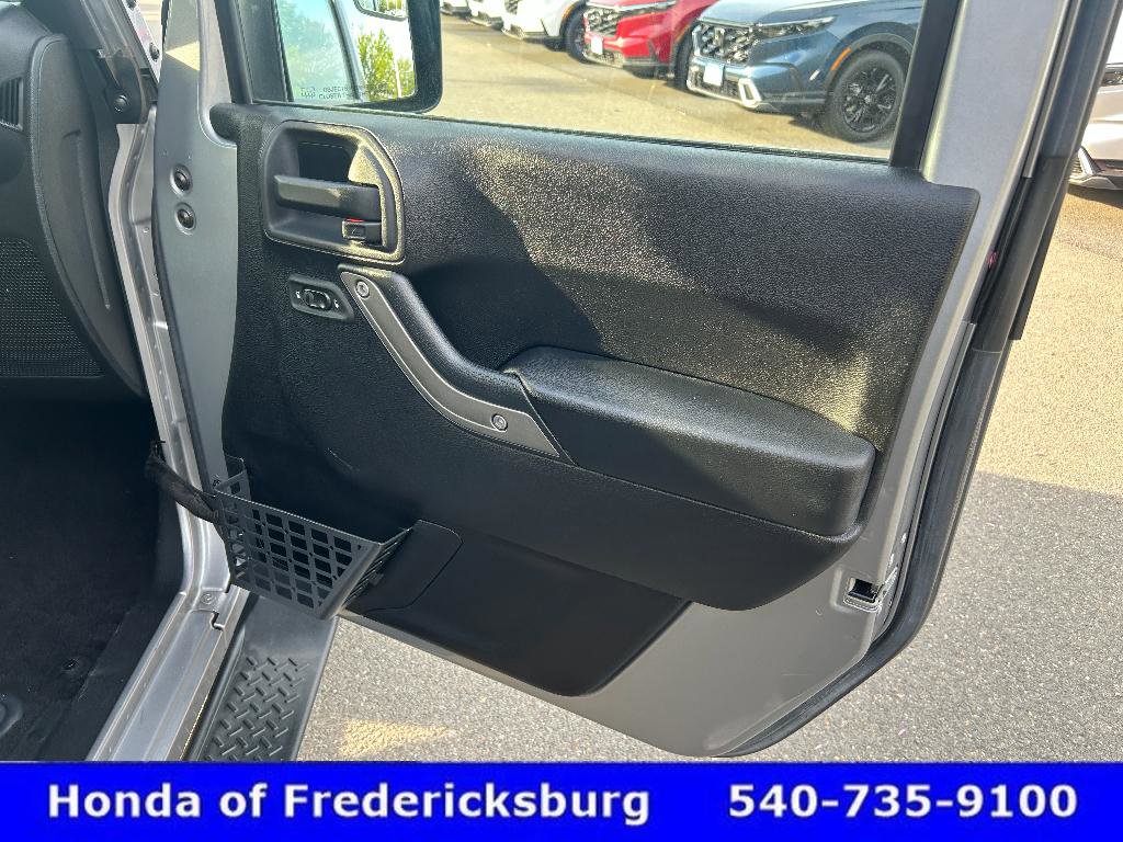 Used 2015 Jeep Wrangler Unlimited Sport w/ Quick Order Package 23S image 14