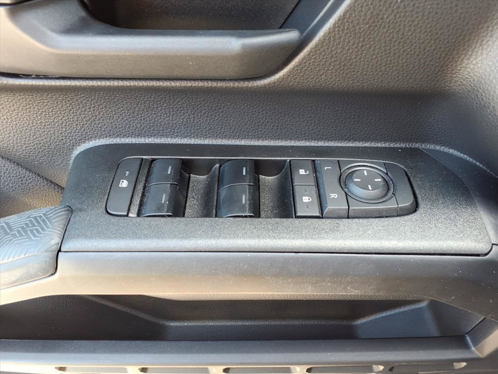 Certified 2025 Toyota 4Runner SR5 AWD/4WD image 19